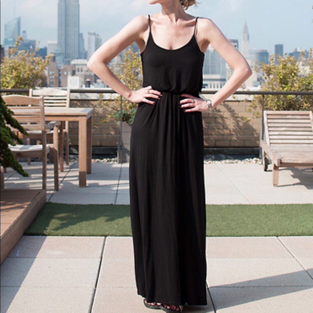 Lush Black Maxi dress! Easy to wear & comfortable